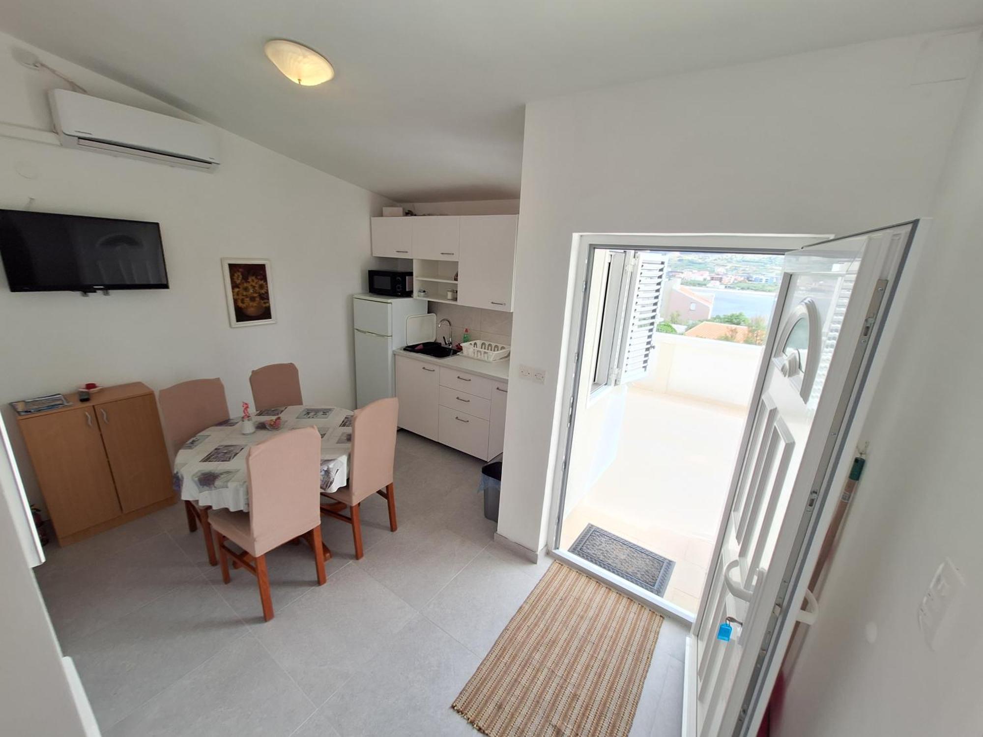 Sunny Bi-Pi Apartment Pag Town Dış mekan fotoğraf