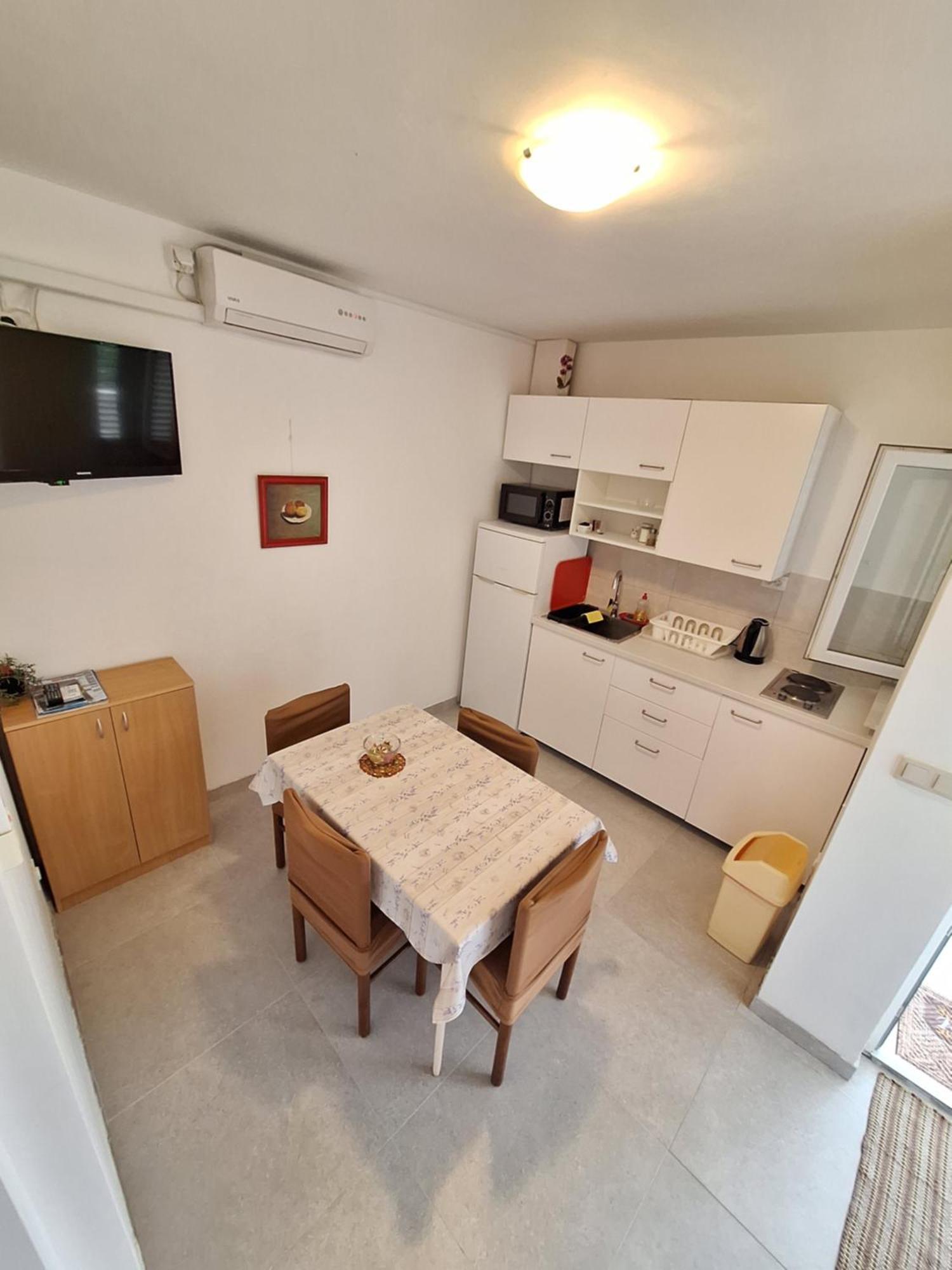 Sunny Bi-Pi Apartment Pag Town Dış mekan fotoğraf